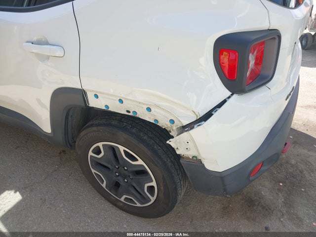Jeep Renegade Trailhawk 2015 ZACCJBCT4FPC45074 Image 6