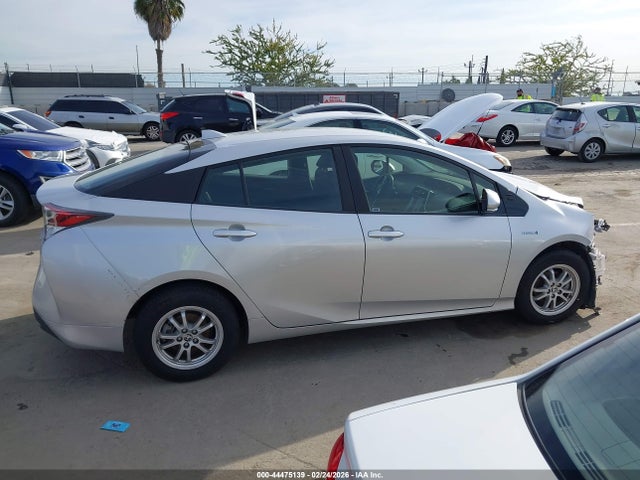 JTDKARFU4G3010835 Toyota Prius Two Eco