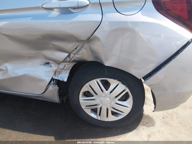 2019 HONDA FIT 3HGGK5H44KM706757 Photo 5