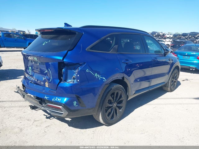 2022 KIA SORENTO 5XYRK4LF8NG156894 Photo 3