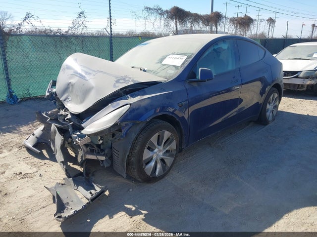 2021 TESLA MODEL Y 5YJYGDEE0MF268550 Photo 1