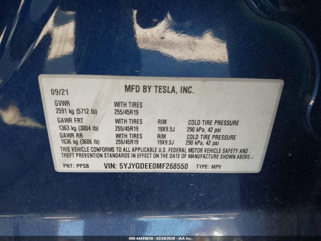 2021 TESLA MODEL Y 5YJYGDEE0MF268550 Photo 8