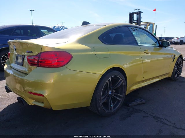 2016 BMW M4 WBS3R9C5XGK337510 Photo 3
