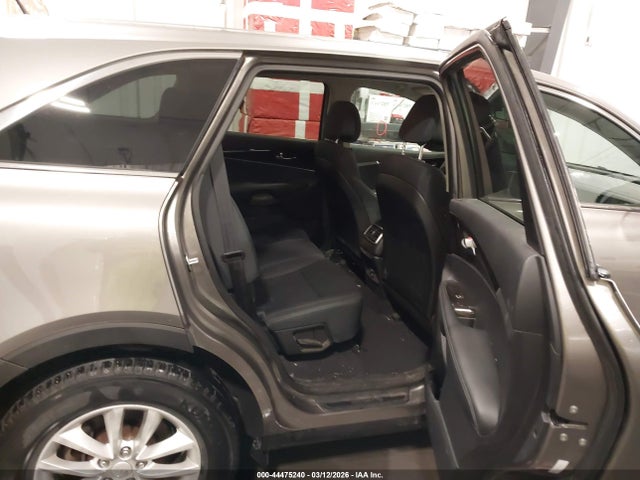 5XYPG4A38GG074877 KIA Sorento 2.4l L