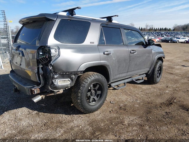Продажа на аукционе авто 2014 Toyota 4runner Sr5 Premium, vin: JTEBU5JR2E5150706, номер лота: 44475254