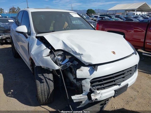 2017 PORSCHE CAYENNE WP1AA2A24HKA89034 Photo 5