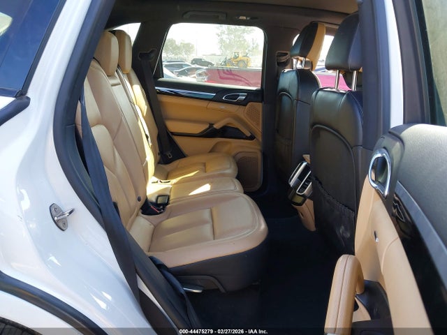 2017 PORSCHE CAYENNE WP1AA2A24HKA89034 Photo 7