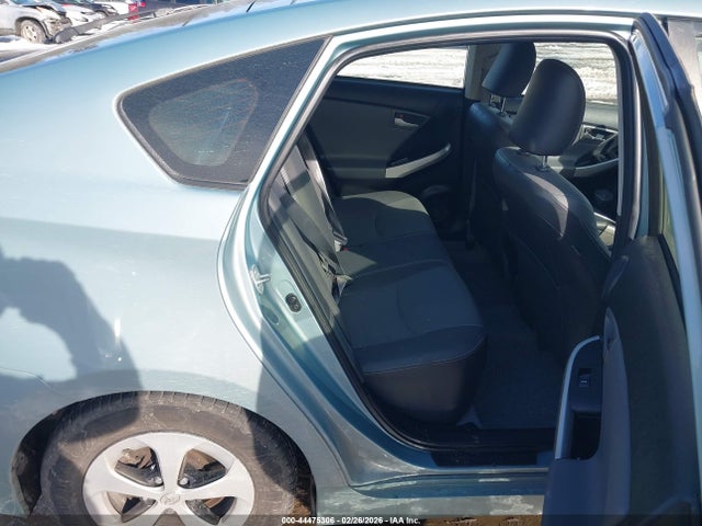 JTDKN3DUXF1919676 Toyota Prius Four