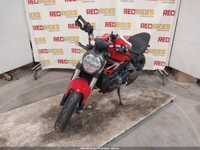 Ducati Monster 821 2019 ZDMMACLS5KB003890 Image 2