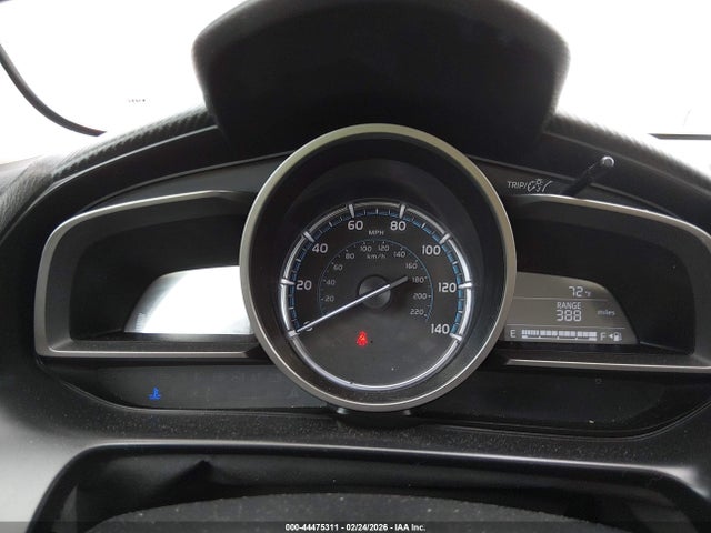 3MYDLBYV4KY511029 Toyota YARIS LE