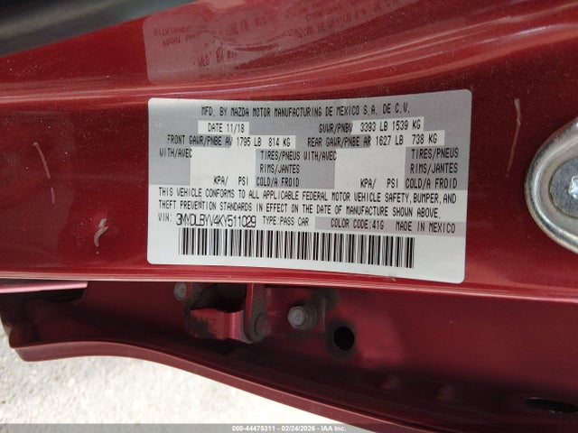 3MYDLBYV4KY511029 Toyota YARIS LE
