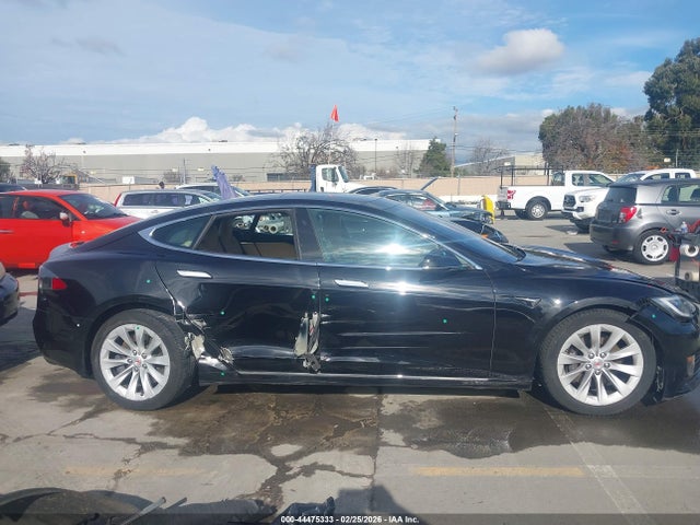 Aukcja sprzedaży 2016 Tesla Model S 60d/70d/75d/85d/90d, vin: 5YJSA1E2XGF175910, numer aukcji: 44475333