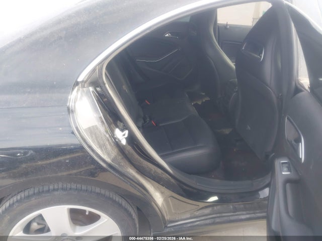 Mercedes-Benz CLA 250 2015 WDDSJ4EB7FN259478 Image 8