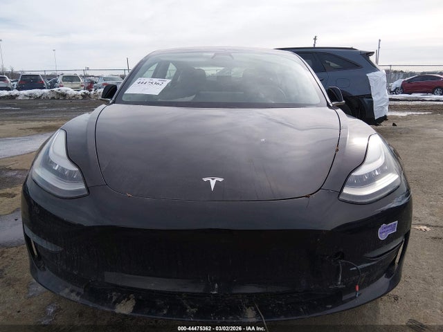 44475362 :رقم المزاد ، 5YJ3E1EA0KF305511 vin ، 2019 Tesla Model 3 مزاد بيع