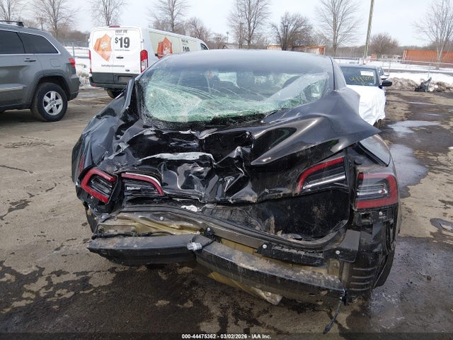 44475362 :رقم المزاد ، 5YJ3E1EA0KF305511 vin ، 2019 Tesla Model 3 مزاد بيع