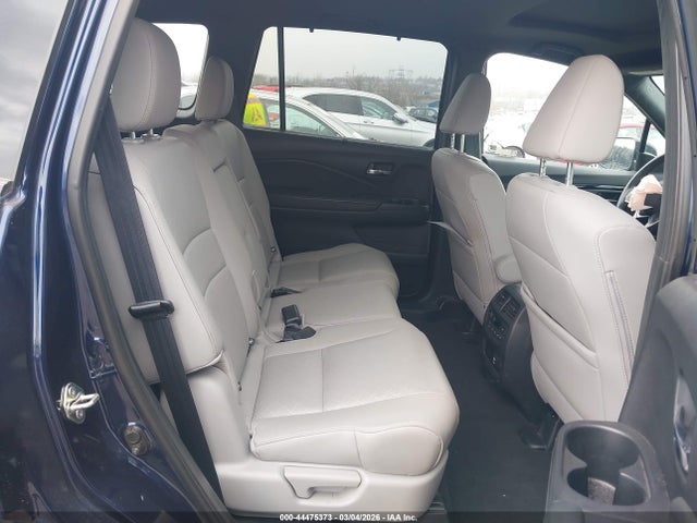 5FNYF8H97KB016977 Honda Passport Touring
