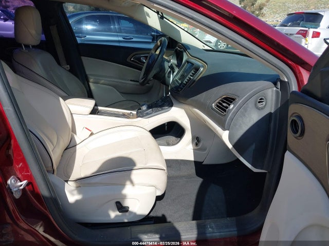 Продажа на аукционе авто 2016 Chrysler 200 C, vin: 1C3CCCCB6GN147623, номер лота: 44475414