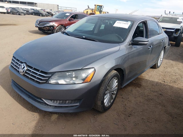 Aukcja sprzedaży 2015 Volkswagen Passat 2.0l Tdi Se, vin: 1VWBV7A37FC051284, numer aukcji: 44475419