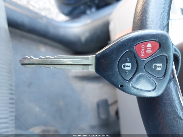 44475431 :رقم المزاد ، 2T3JK4DV4BW062026 vin ، 2011 Toyota Rav4 Base V6 مزاد بيع