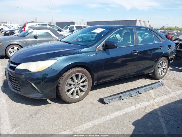 4T1BD1FK9GU183120 Toyota Camry Hybrid Xle