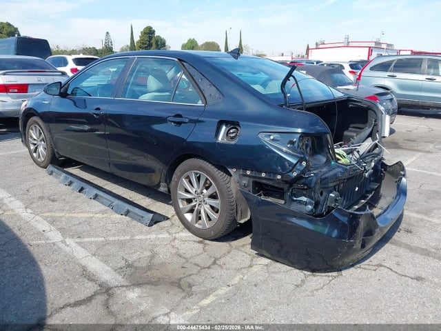 4T1BD1FK9GU183120 Toyota Camry Hybrid Xle