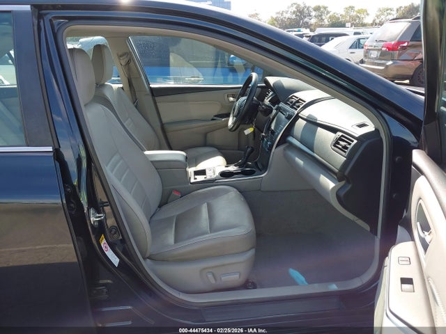 4T1BD1FK9GU183120 Toyota Camry Hybrid Xle