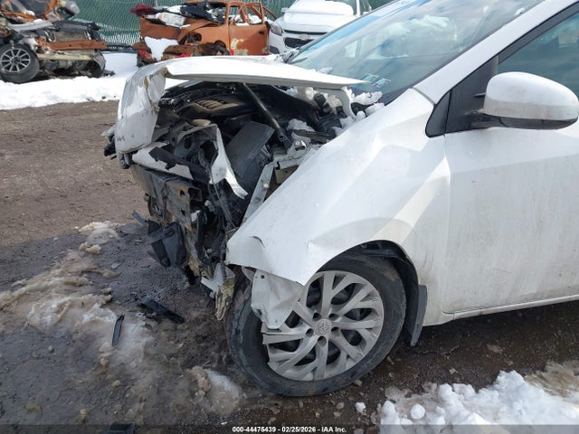 2T1BURHE3KC223515 Toyota COROLLA LE