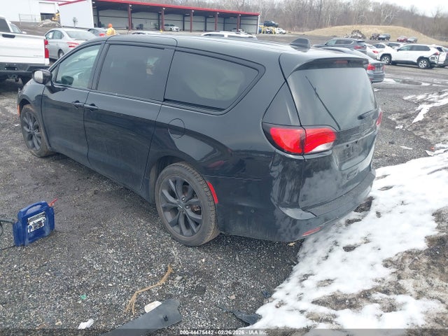 2019 Chrysler Pacifica Touring Plus მანქანა იყიდება აუქციონზე, vin: 2C4RC1FG0KR507661, აუქციონის ნომერი: 44475442