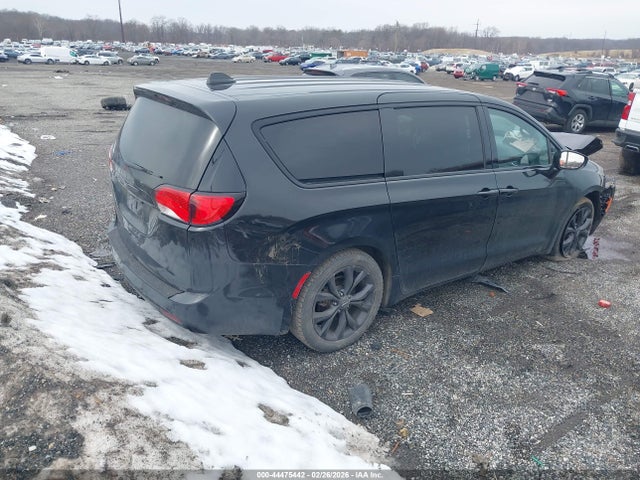 2019 Chrysler Pacifica Touring Plus მანქანა იყიდება აუქციონზე, vin: 2C4RC1FG0KR507661, აუქციონის ნომერი: 44475442
