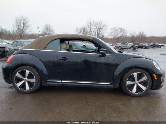 Продаж на аукціоні авто 2013 Volkswagen Beetle 2.0t, vin: 3VW8T7AT7DM822421, номер лоту: 44475444