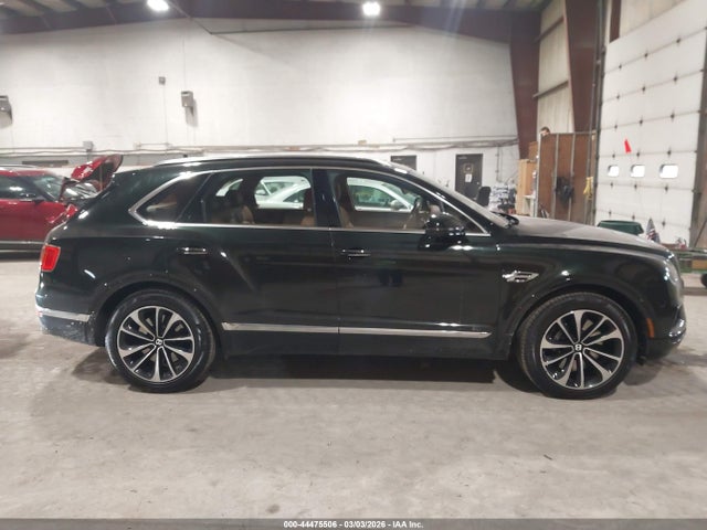 SJAAM2ZV7KC025290 Bentley Bentayga V8