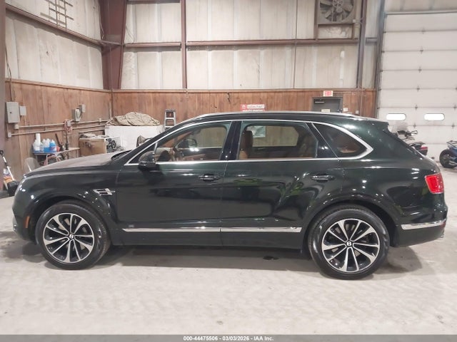 SJAAM2ZV7KC025290 Bentley Bentayga V8