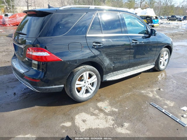 2015 MERCEDES-BENZ ML 350 4JGDA5HB7FA540395 Photo 3