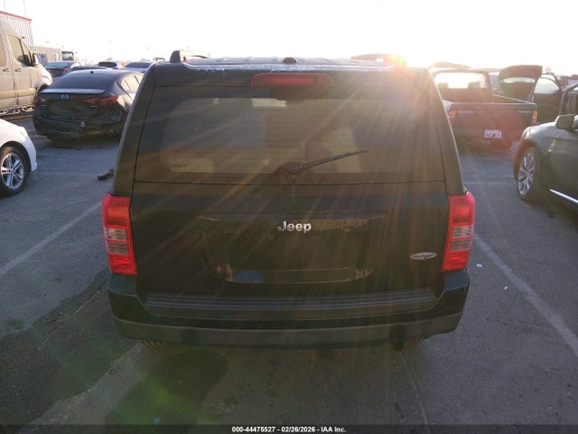 Jeep Patriot High Altitude 2014 1C4NJPFA4ED685261 Image 16
