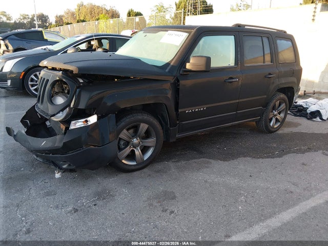 Jeep Patriot High Altitude 2014 1C4NJPFA4ED685261 Image 2