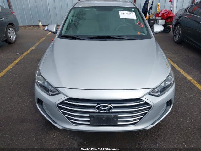 5NPD74LF4HH186533 Hyundai ELANTRA SE