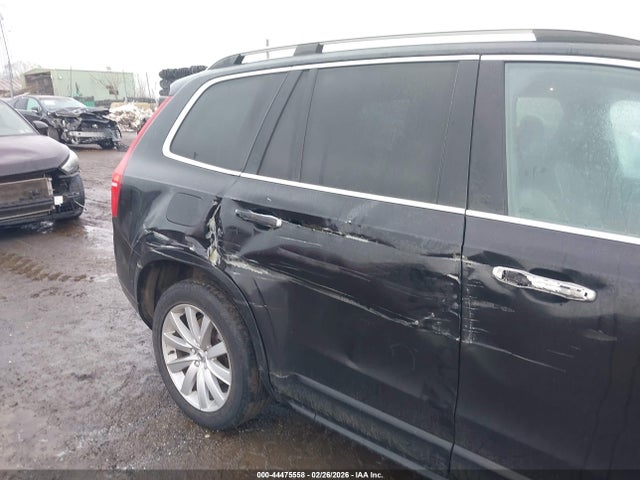 YV4A22PK0G1044390 Volvo Xc90 T6 Momentum