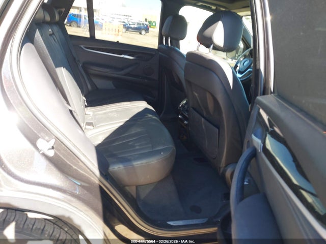 44475564 :رقم المزاد ، 5UXKR0C57J0X85896 vin ، 2018 Bmw X5 Xdrive35i مزاد بيع