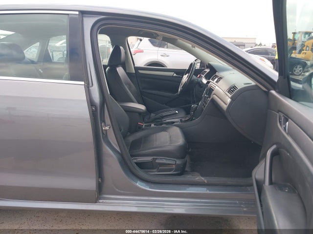 44475614 :رقم المزاد ، 1VWAS7A33FC096291 vin ، 2015 Volkswagen Passat 1.8t Limited Edition مزاد بيع