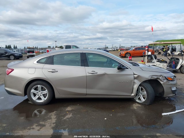 1G1ZD5ST4NF194996 Chevrolet Malibu Fwd Lt