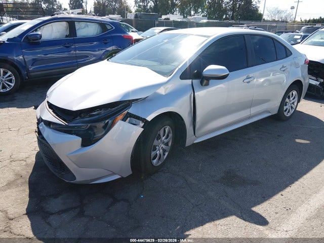 Toyota COROLLA LE 2021 5YFEPMAE8MP197255 Image 2