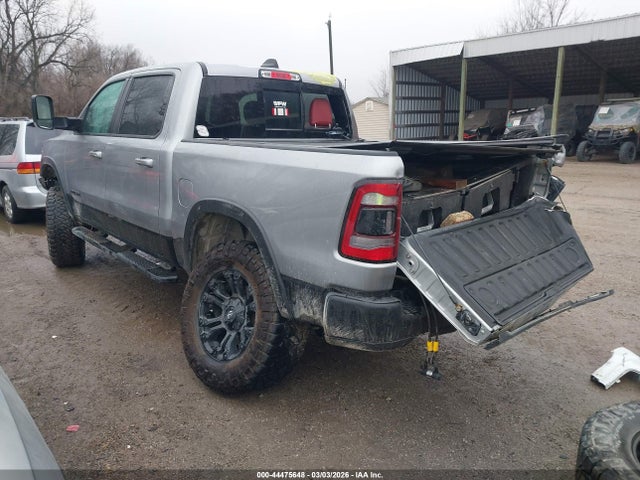 2020 RAM 1500 1C6SRFLT9LN279552 Photo 2