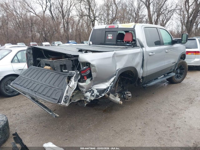 2020 RAM 1500 1C6SRFLT9LN279552 Photo 3
