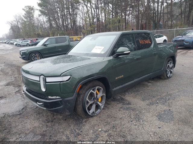 Rivian R1t Adventure 2022 7FCTGAAA9NN015378 Image 2