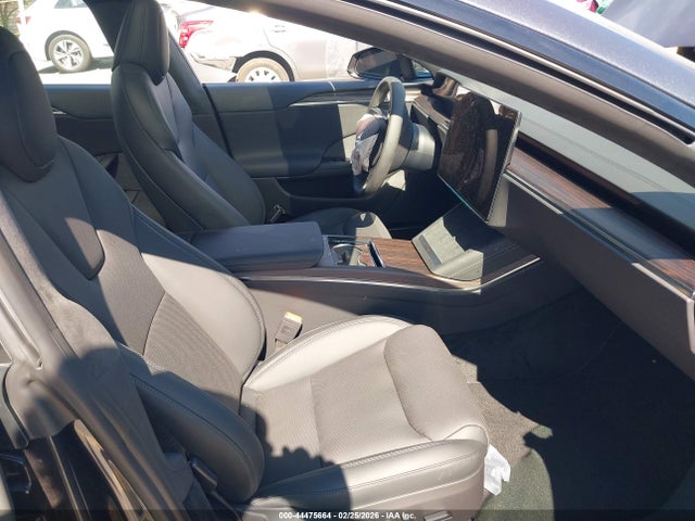 44475664 :رقم المزاد ، 5YJSA1E51TF560289 vin ، 2026 Tesla Model S All-wheel Drive مزاد بيع