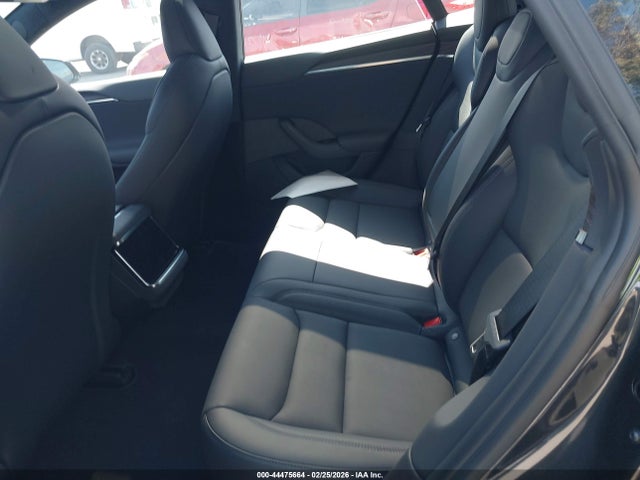 44475664 :رقم المزاد ، 5YJSA1E51TF560289 vin ، 2026 Tesla Model S All-wheel Drive مزاد بيع