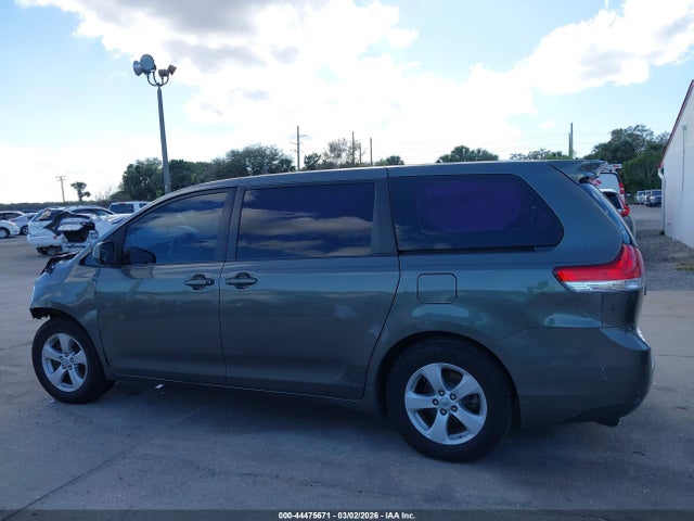 Aukcja sprzedaży 2011 Toyota Sienna Base V6, vin: 5TDZK3DC3BS148330, numer aukcji: 44475671