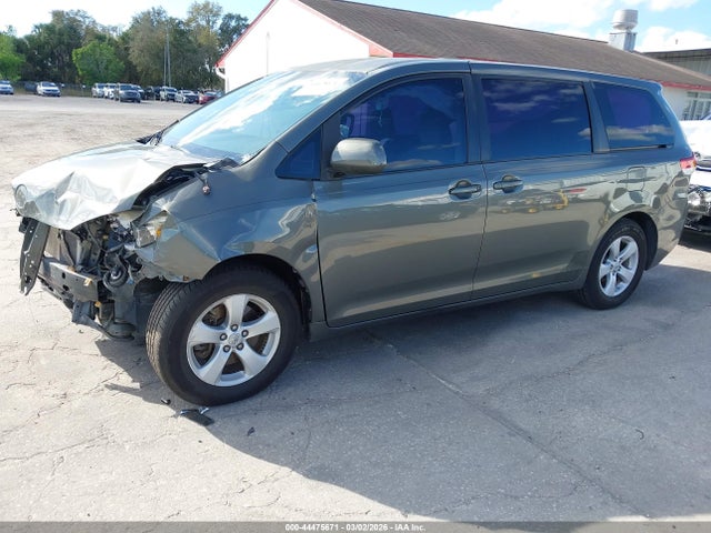 Aukcja sprzedaży 2011 Toyota Sienna Base V6, vin: 5TDZK3DC3BS148330, numer aukcji: 44475671