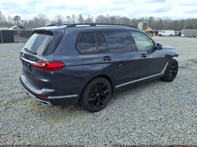 44475677 :رقم المزاد ، 5UXCW2C01M9H68253 vin ، 2021 Bmw X7 Xdrive40i مزاد بيع