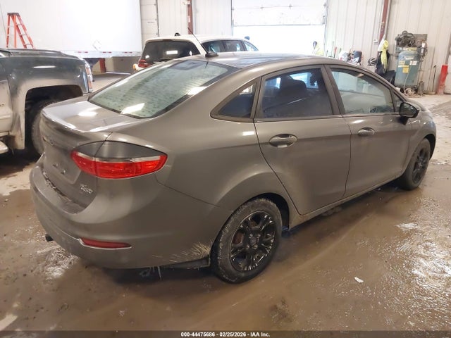 2014 Ford Fiesta Se მანქანა იყიდება აუქციონზე, vin: 3FADP4BJ3EM153296, აუქციონის ნომერი: 44475686